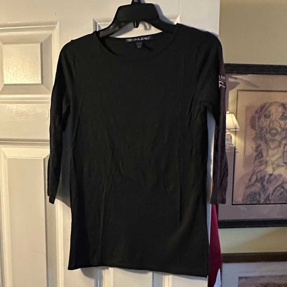 Black Women's Top brand new